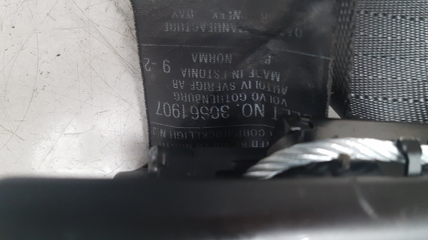 2005 - 2010 Volvo S60  Saloon Left Front Seat Belt 30661907