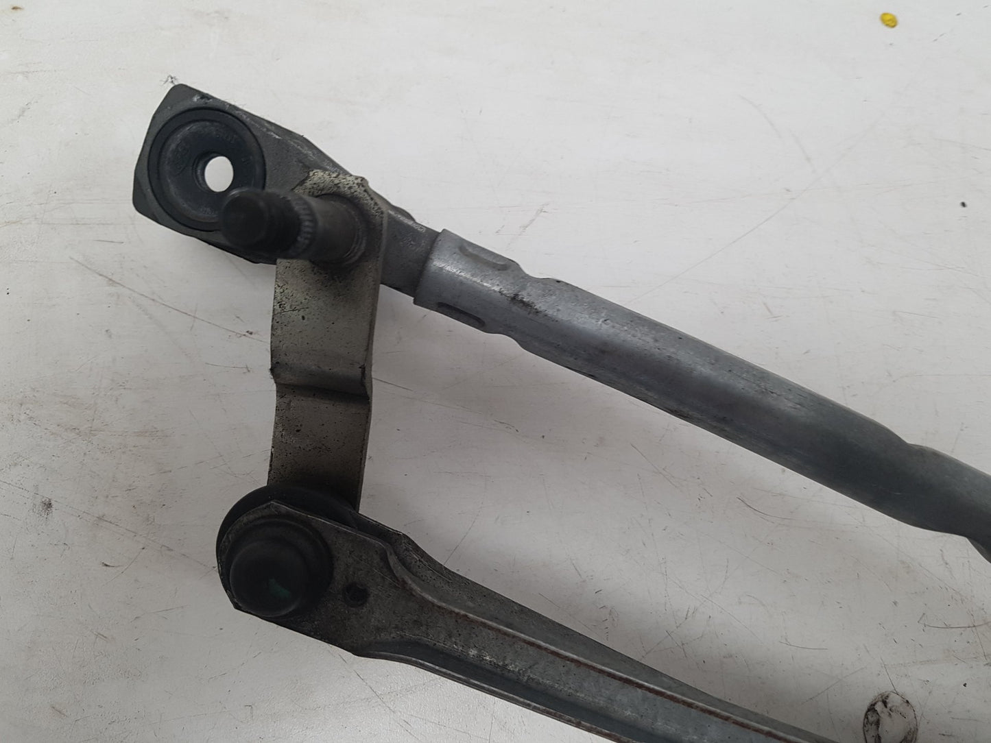 2010 - 2018 Volvo V60   WIPER MOTOR (FRONT) & LINKAGE 1397220627