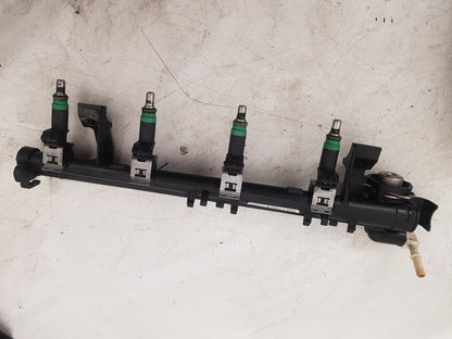 2006 - 2012 Volvo C30  Hatchback Injection Rail 5M5G-9H487