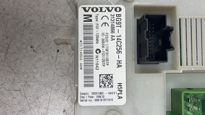 2010 Volvo XC70  Estate Engine Fuse Box 31314866