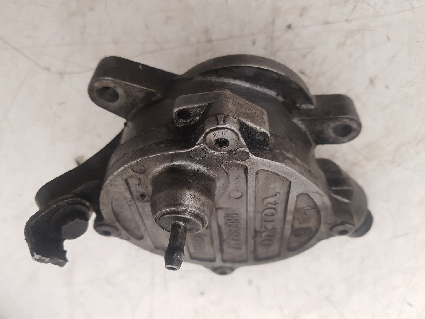 2004 - 2010 Volvo V50   Estate VOLVO BRAKE VACUUM PUMP 08699237
