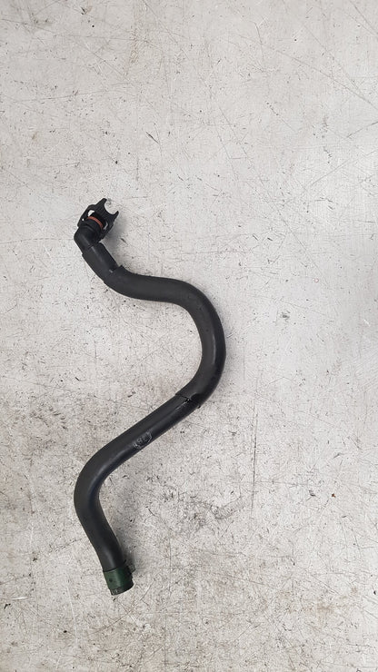 2001 - 2004 Volvo V40  Estate CRANKCASE BEATHER HOSE 30616867