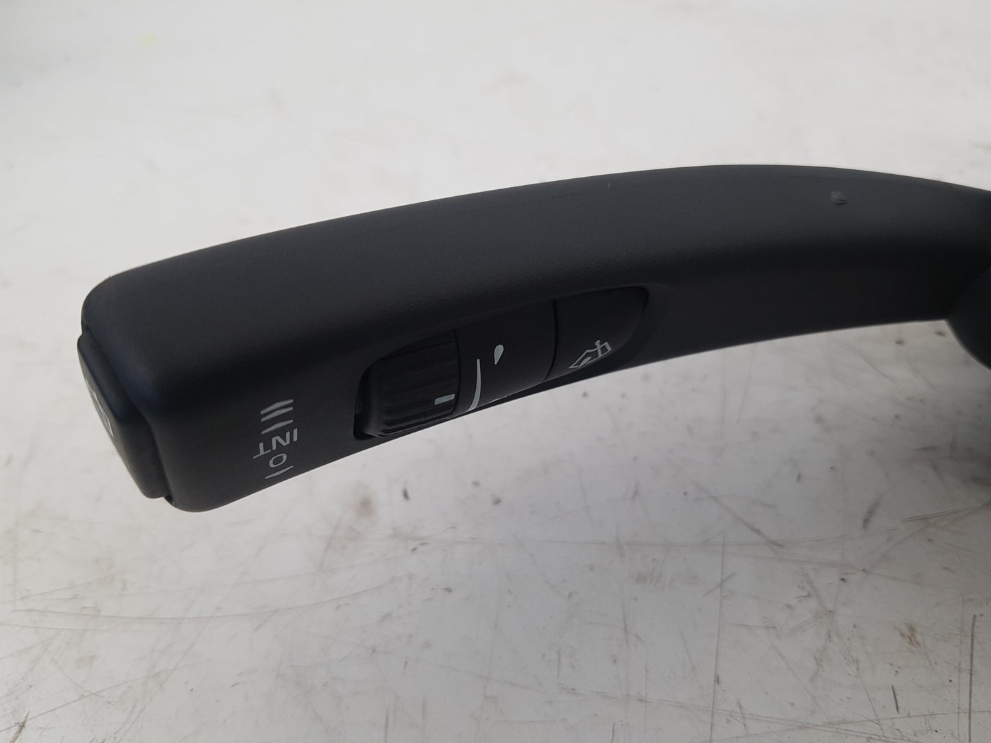 2015 - 2019 Volvo V40 Cross Country  Hatchback STEERING WHEEL MULTI FUNCTION SWITCH 31456042