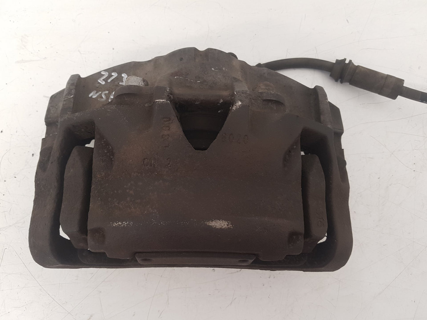 2008 - 2013 Volvo V70  Estate Left Front Caliper 946