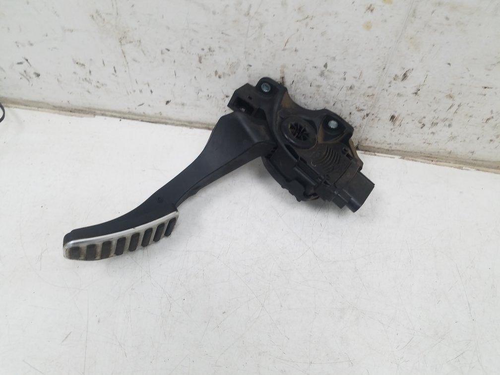 2010 - 2013 Volvo S60  Saloon Accelerator Pedal 31329371