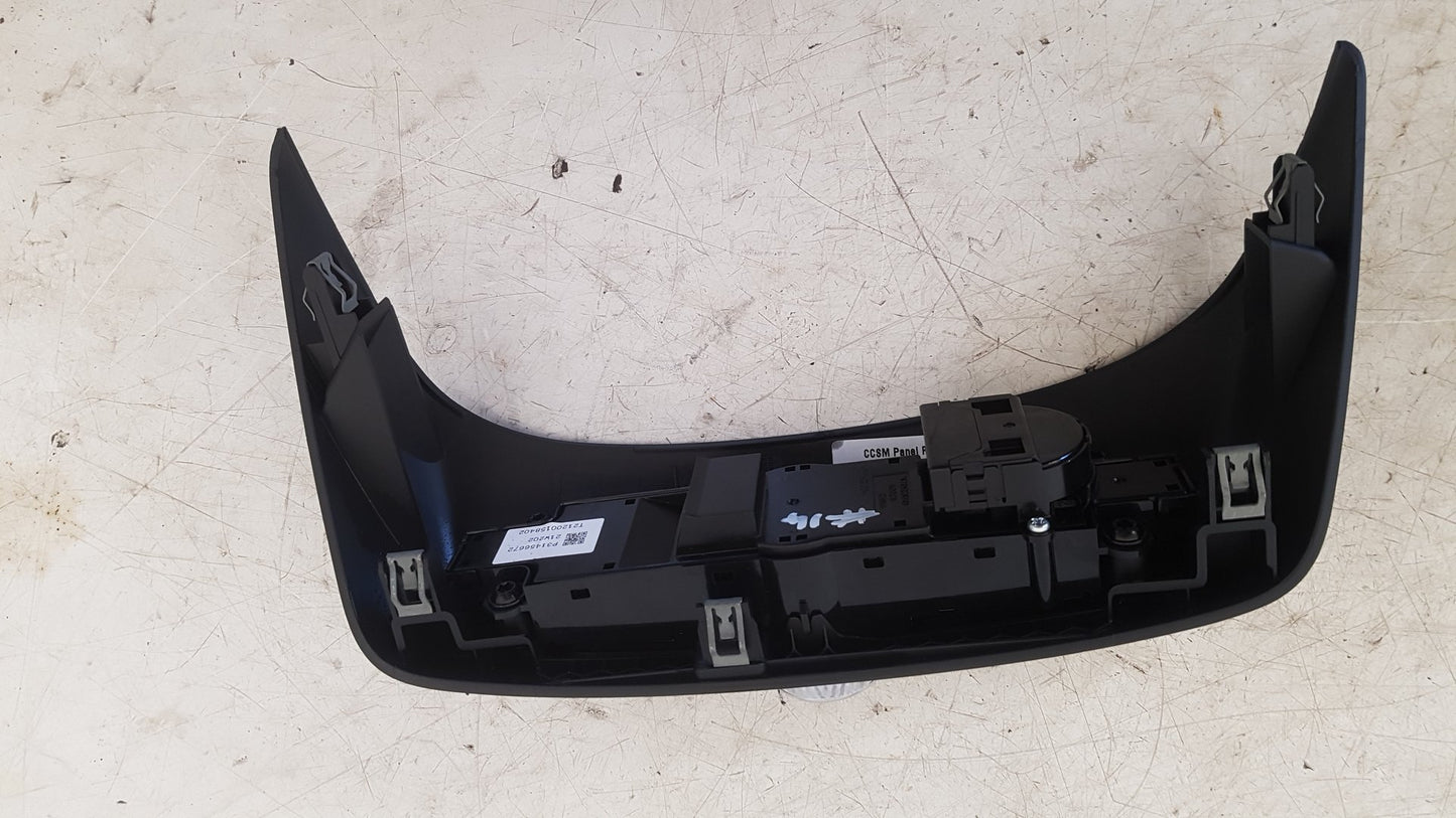 2017 - 2025 Volvo XC40 536 SUV Radio Bezel Trim 31442607