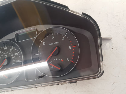 2010 - 2012 Volvo S40  Saloon Instrument Cluster 31296235