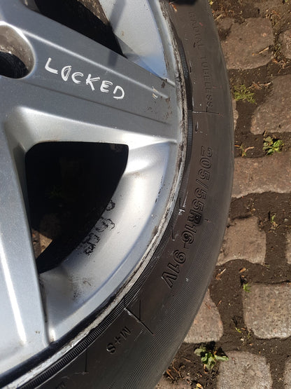 2005 - 2012 Volvo S40  Saloon Alloy Wheel 30671413  16 CERYX