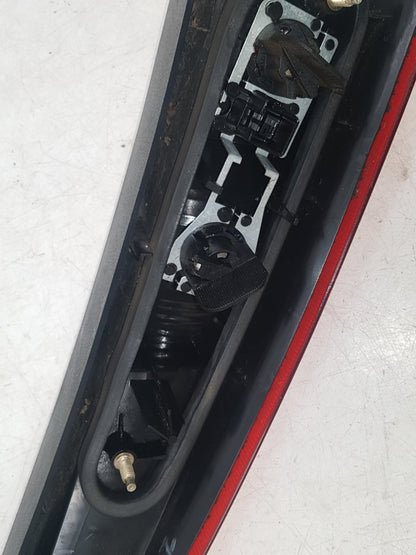 2003 - 2007 Volvo V70  Estate REAR/TAIL LIGHT UPPER (DRIVER SIDE) 9154494