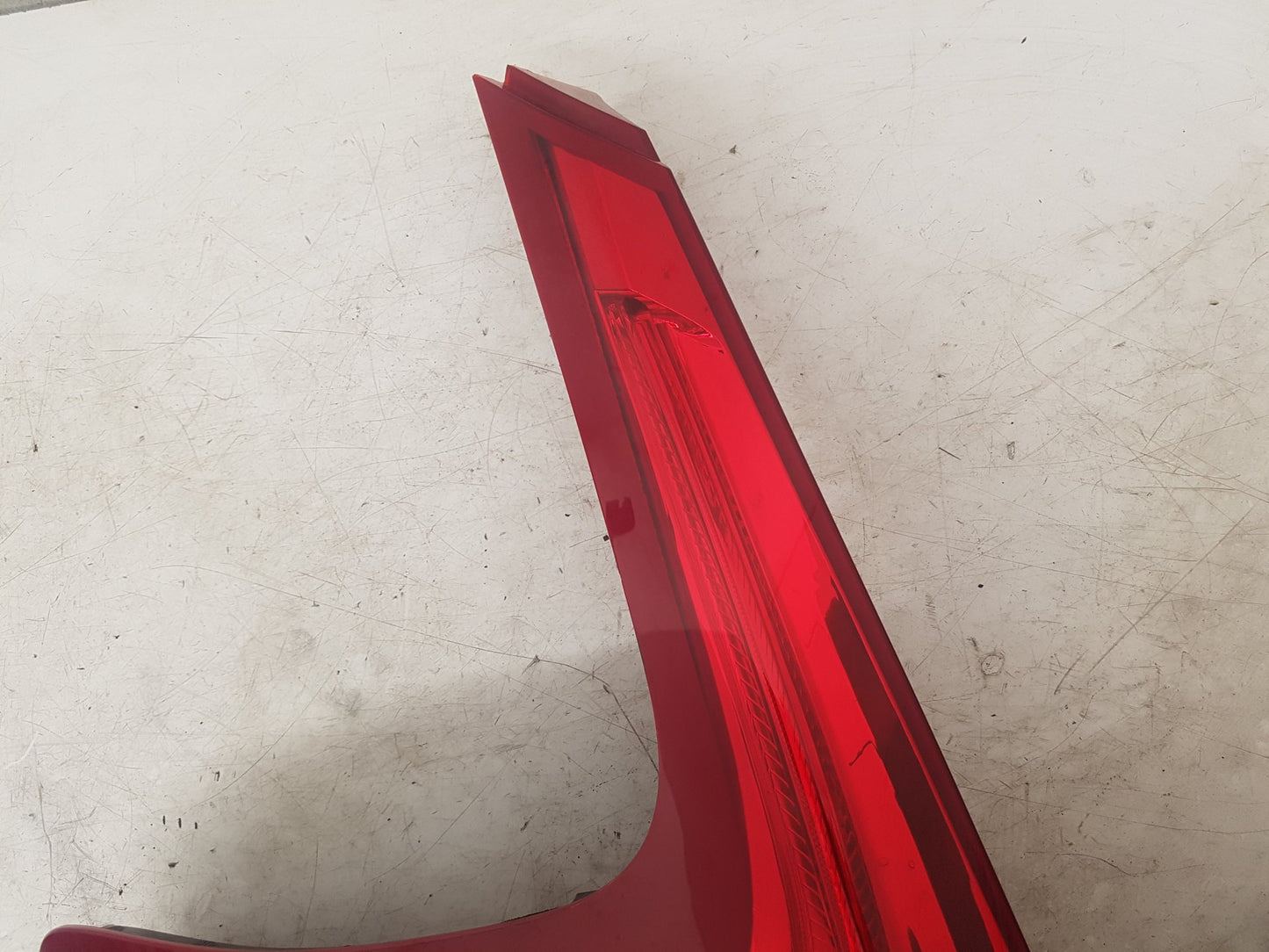2013 - 2016 Volvo V40 III 525 Hatchback Left Taillight