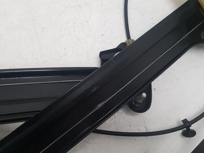 2008 - 2009 Volvo C70  Convertible WINDOW REGULATOR/MECH ELECTRIC  (FRONT PASSENGER SIDE) 30633660