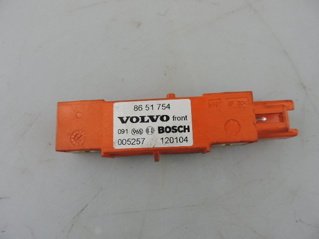 2003 - 2009 Volvo XC90   Crash Sensor 8651754