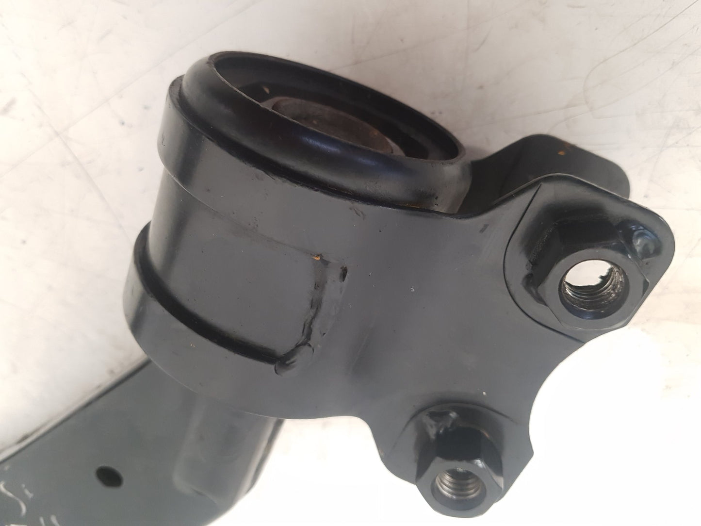 2006 - 2010 Volvo C70   Right Front Lower Control Arm ASA2235