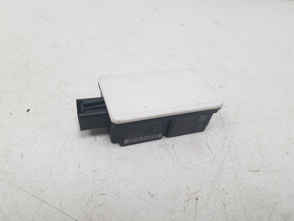 2014 Volvo V40  Hatchback KEYLESS ENTRY MODULE RECEIVER 31407099