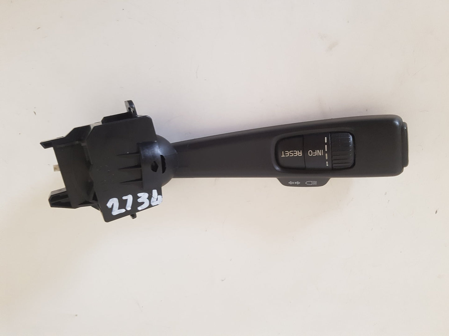 2010 - 2014 Volvo XC60  Estate Headlight Switch