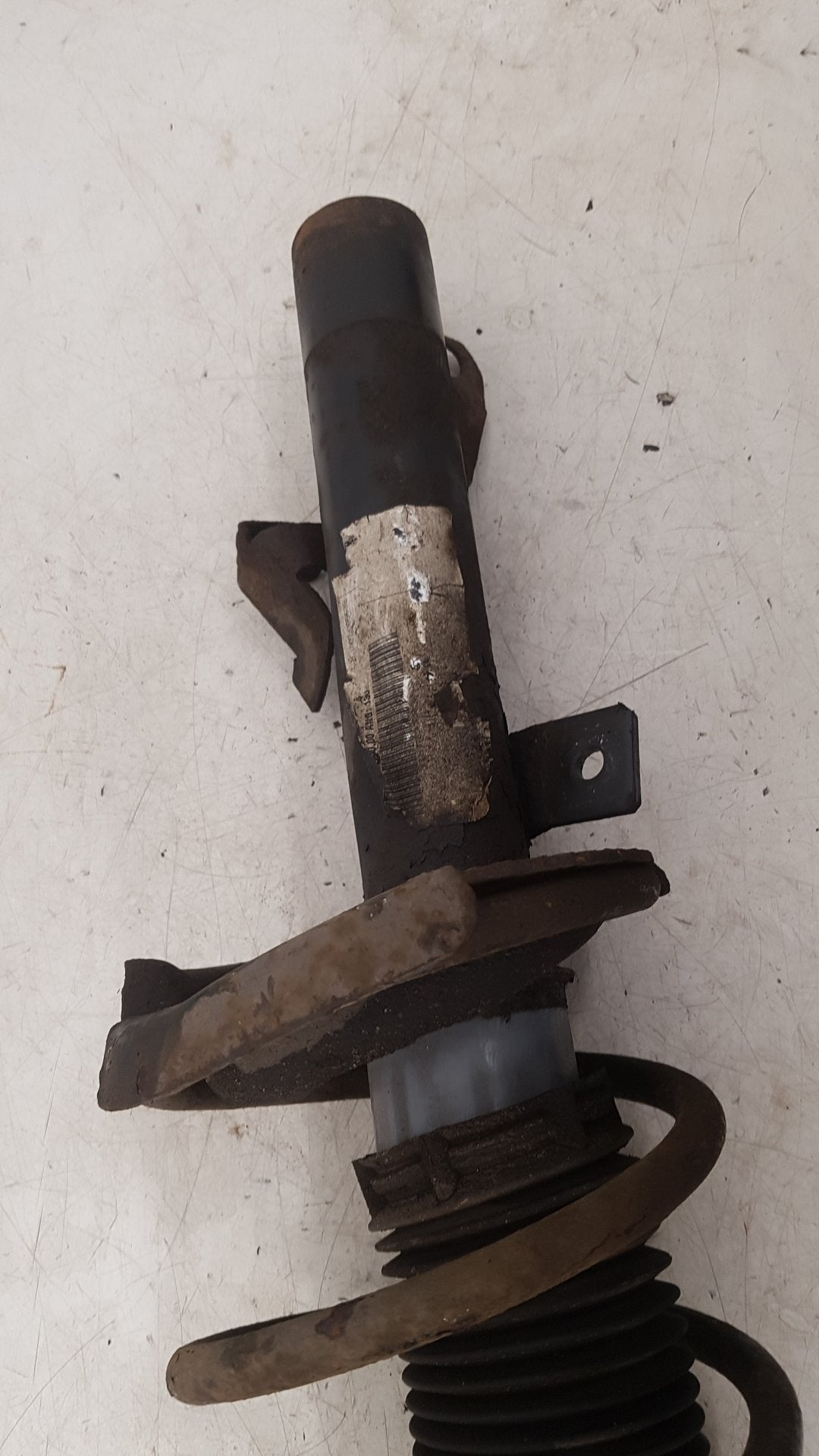 2009 Volvo C30  Hatchback Right Front Strut 6N51-18045