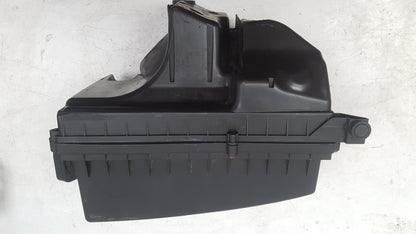 2010 - 2013 Volvo V60  Estate Air Filter Box 31370671