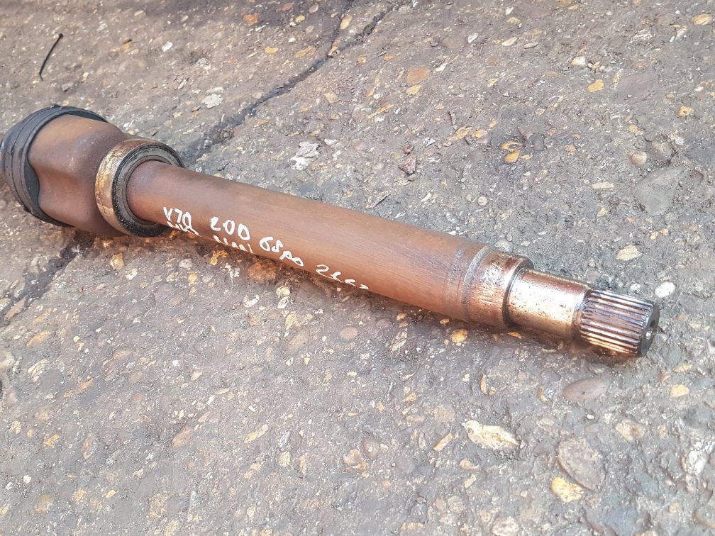 2007 - 2015 Volvo V70  Estate DRIVESHAFT - DRIVER FRONT (MANUAL) 36002894