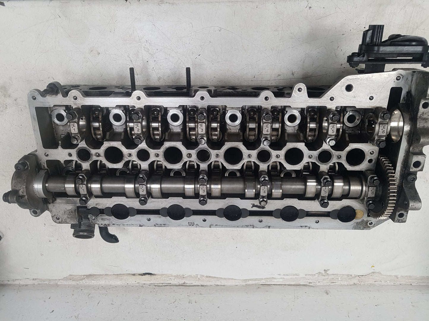 2003 - 2014 Volvo XC90 I 275 Estate CYLINDER HEAD COMPLETE DIESEL 8252334