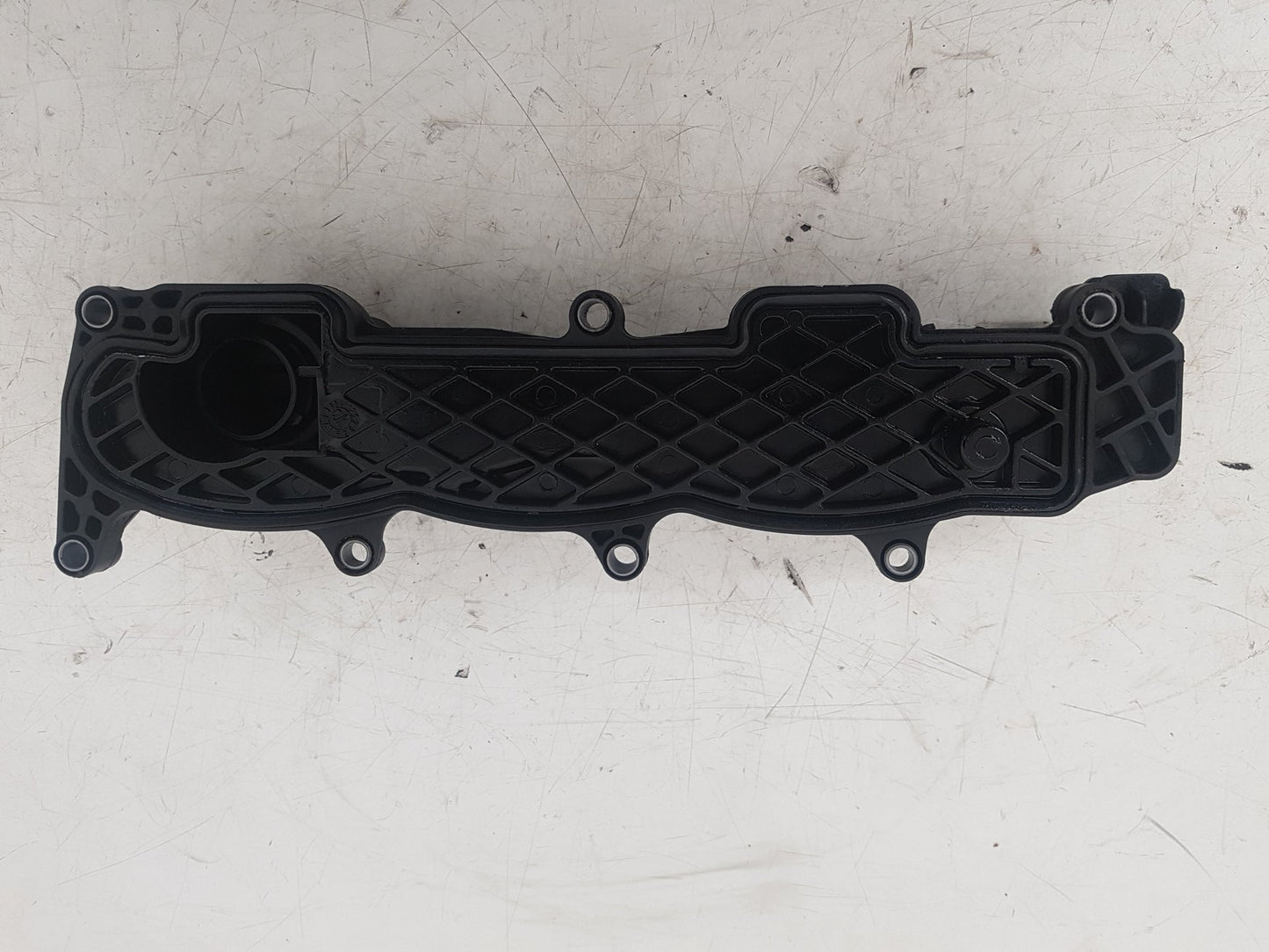 2005 - 2012 Volvo S40  Saloon ROCKER VALVE COVER 9660281080