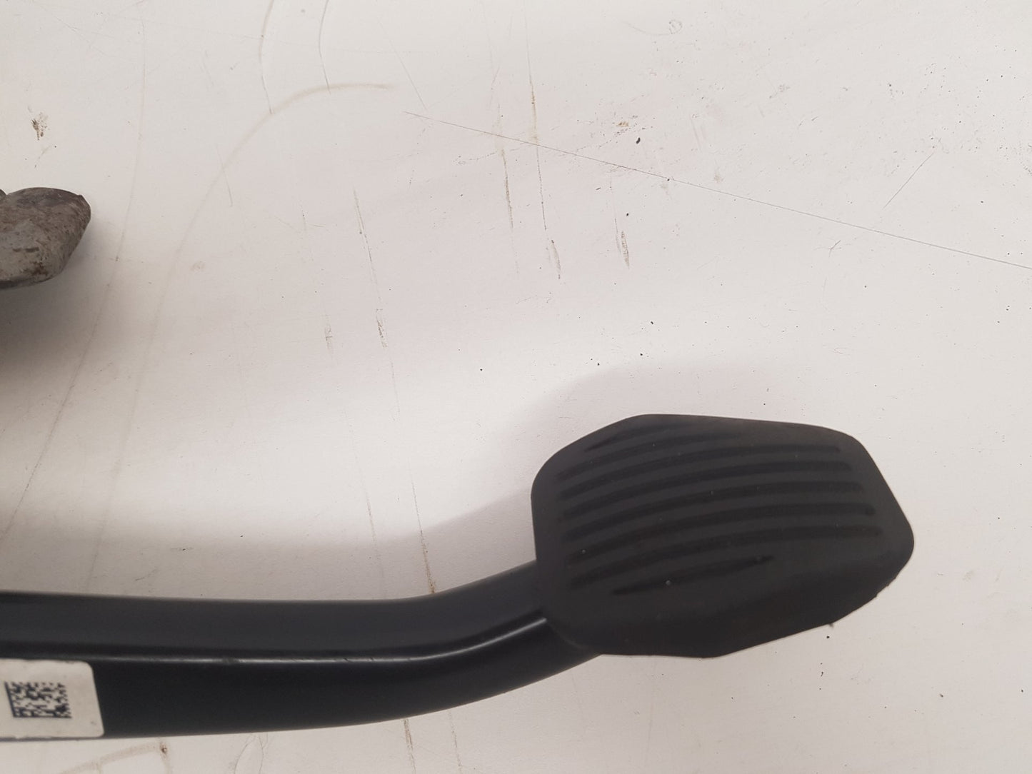 2005 Volvo V50  Estate Brake Pedal 30714999