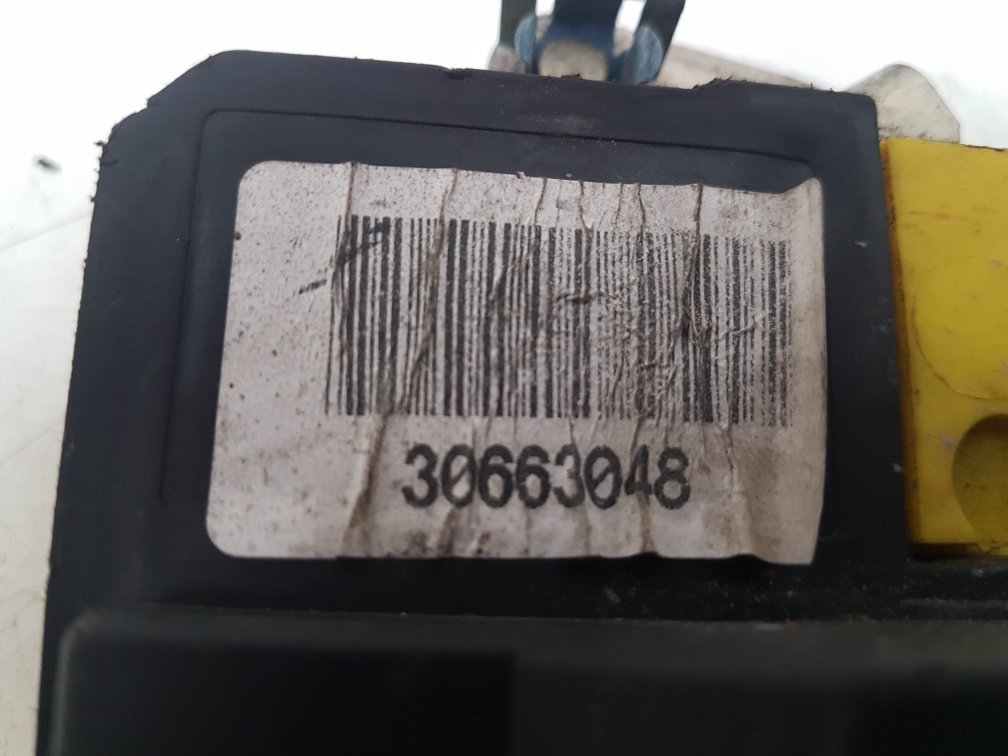 2005 - 2010 Volvo XC90  Estate Left Rear Door Lock Actuator 30663048
