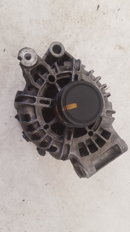 Volvo V40 T2 Alternator 2015 30644798 Series 525 526 B4164T4 VRAC Grade A