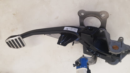 2009 - 2013 Volvo V60  Estate Brake Pedal 31290373