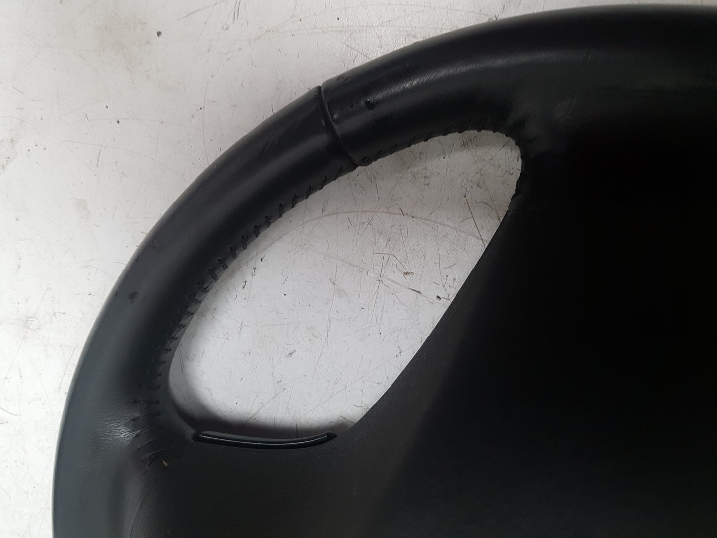 2009 - 2011 Volvo XC70  Estate Steering Wheel 30778752