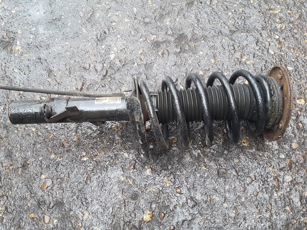 2013 - 2015 Volvo XC60  Estate Left Front Shock Absorber 31340476