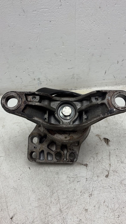 2010 - 2017 Volvo XC60  Estate Engine Mount 9G916F012BB
