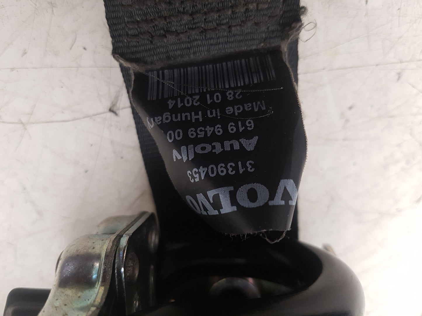 2013 - 2016 Volvo V40 III 525 Hatchback Left Front Seat Belt 31390453