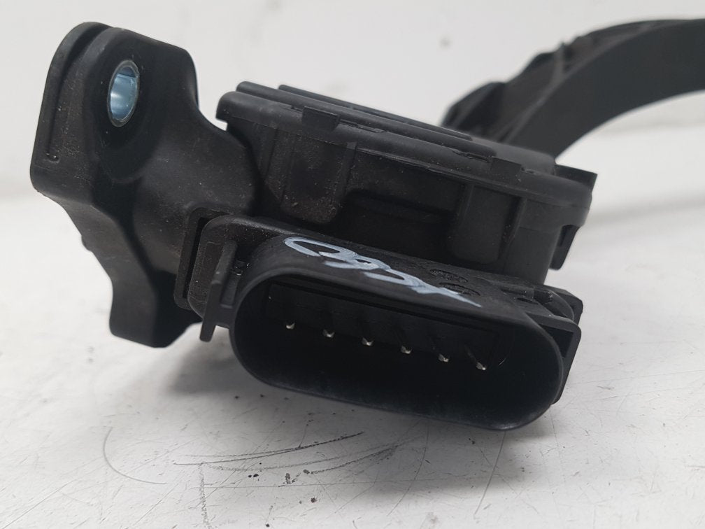 2008 - 2014 Volvo XC60  Estate Accelerator Pedal 31329371