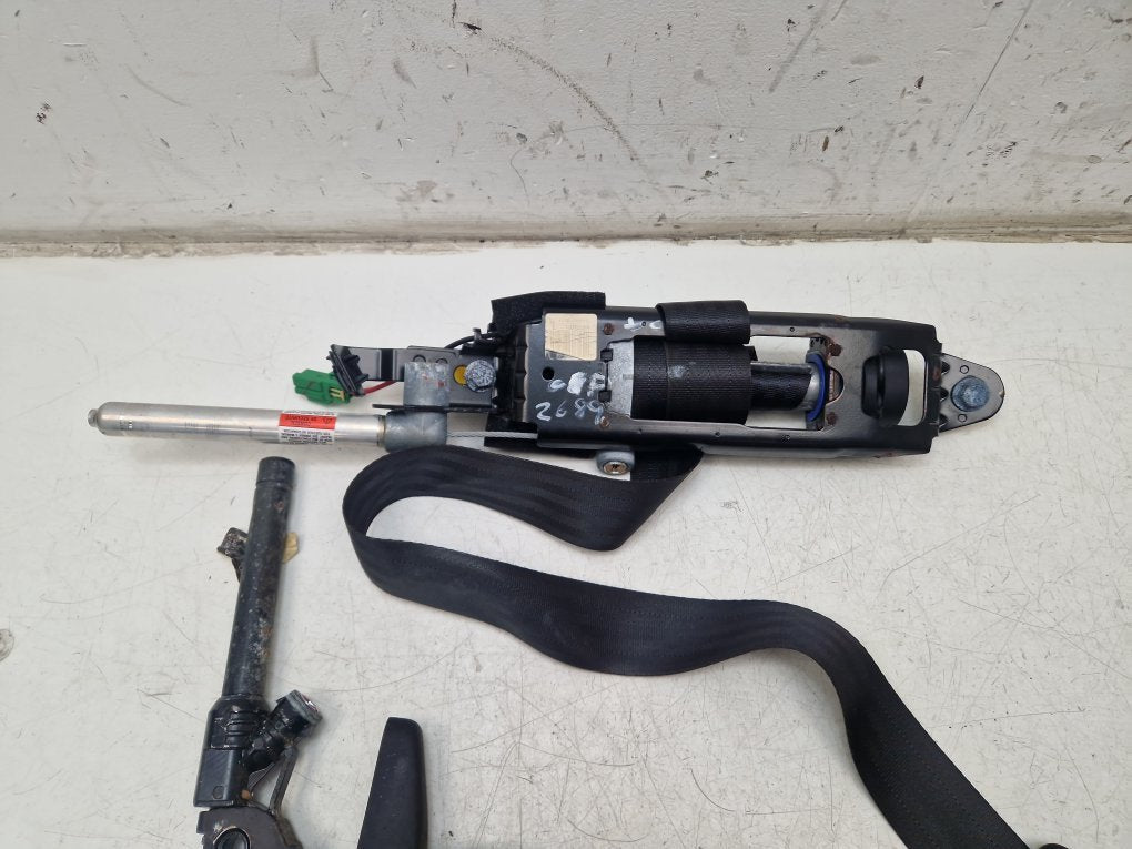 2009 - 2015 Volvo XC60  Estate Left Front Seat Belt 39803975