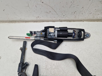 2009 - 2015 Volvo XC60  Estate Left Front Seat Belt 39803975