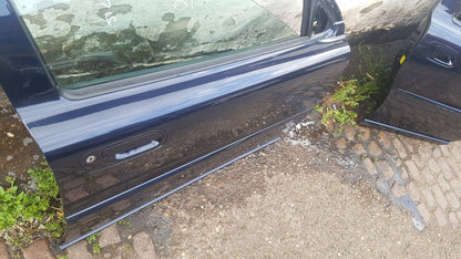 2000 - 2008 Volvo V70  Estate DOOR - COMPLETE (DRIVER SIDE FRONT) 30796487