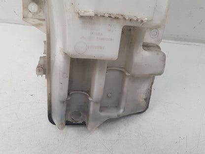 2012 - 2016 Volvo V40  Hatchback WASHER BOTTLE & MOTOR 31276094