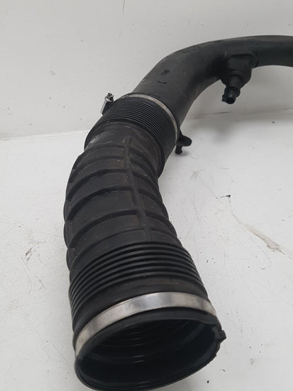 2008 - 2012 Volvo V50   Intercooler Pipe 31274767