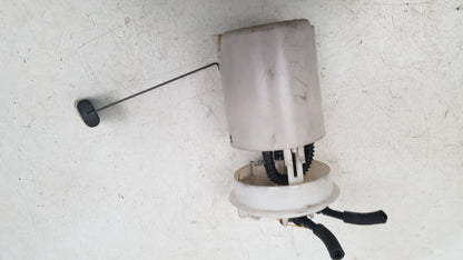 2000 - 2004 Volvo V40  Estate Fuel Sending Unit 30630542