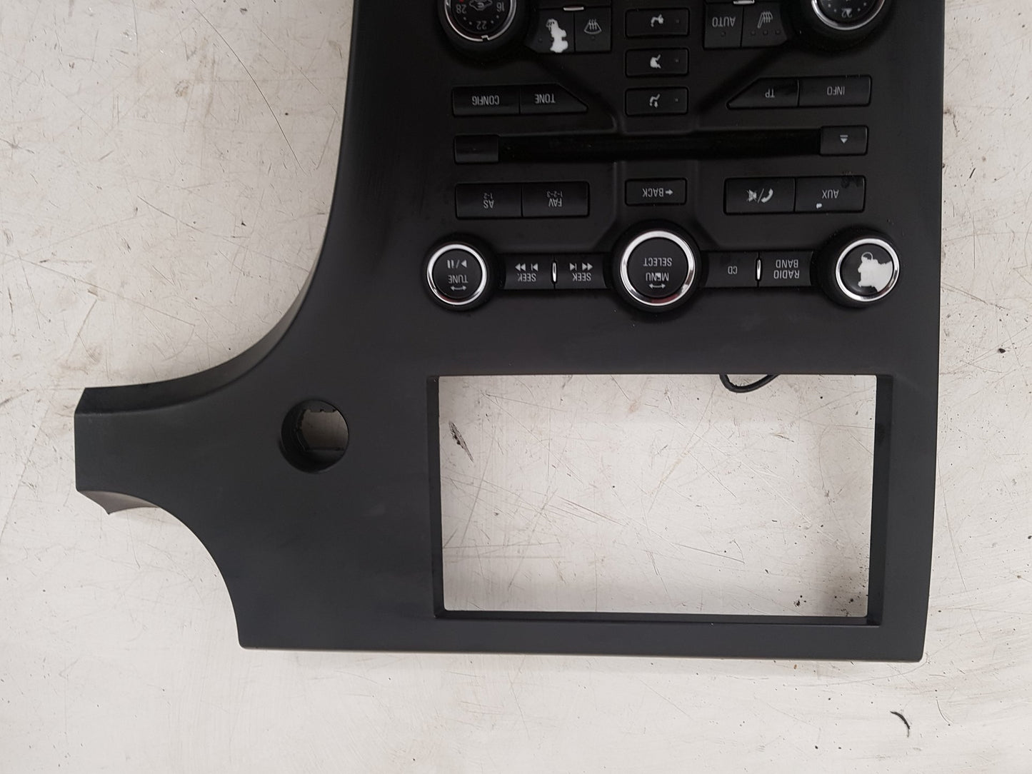 2010 - 2012 Saab 9-5  Saloon RADIO AND HEATER DISPLAY UNIT