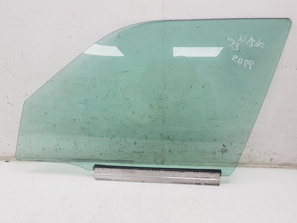 2002 Saab 9-3  Hatchback Left Front Door Window