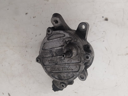 2000 - 2007 Volvo XC70  Estate Vacuum/Air Pump 30731825