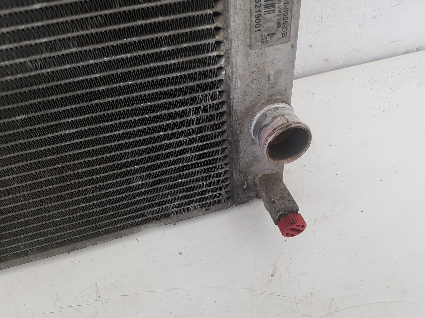 2004 - 2010 Volvo V50   Estate RADIATOR (MANUAL) (A/C CAR) 37206