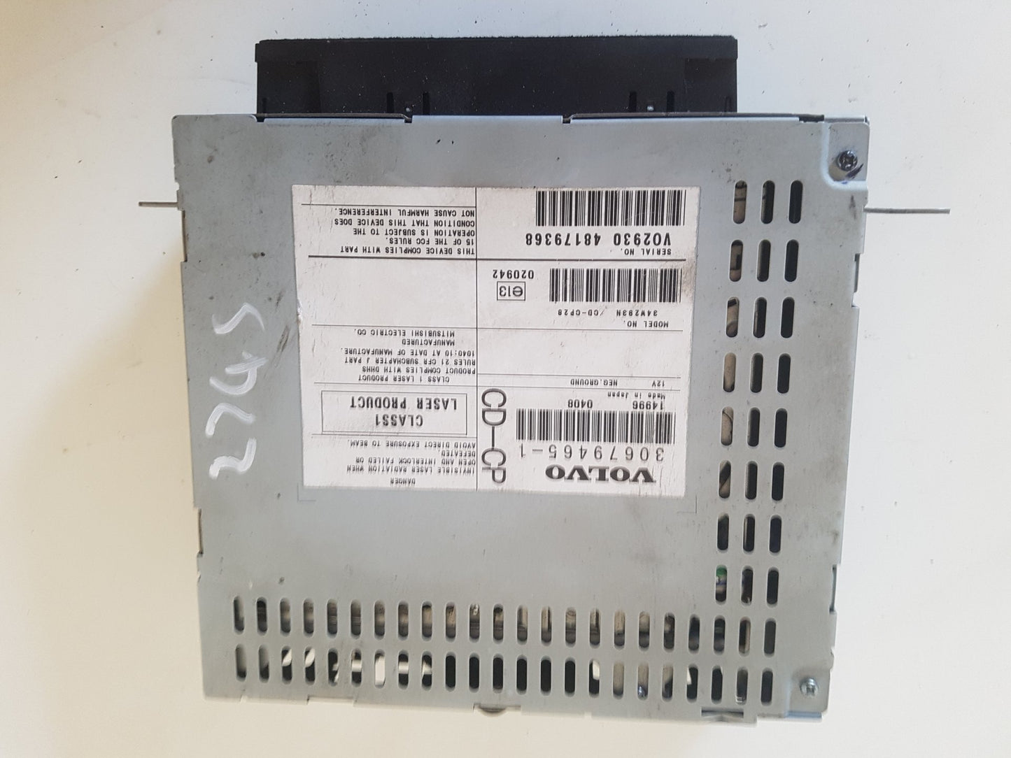 2004 Volvo XC90  Estate CD Player 30679465