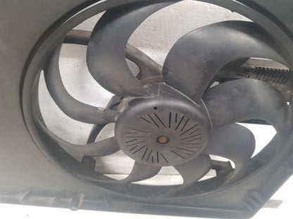 2012 - 2016 Volvo V40 Cross Country  Hatchback RADIATOR FAN & COWLING (A/C CAR) 32137338