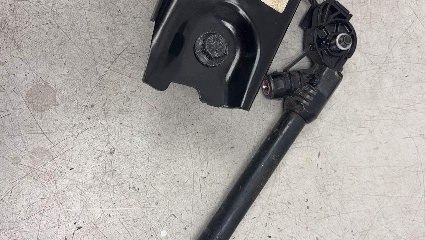 2010 Volvo XC70  Estate Right Front Seat Belt 39865060