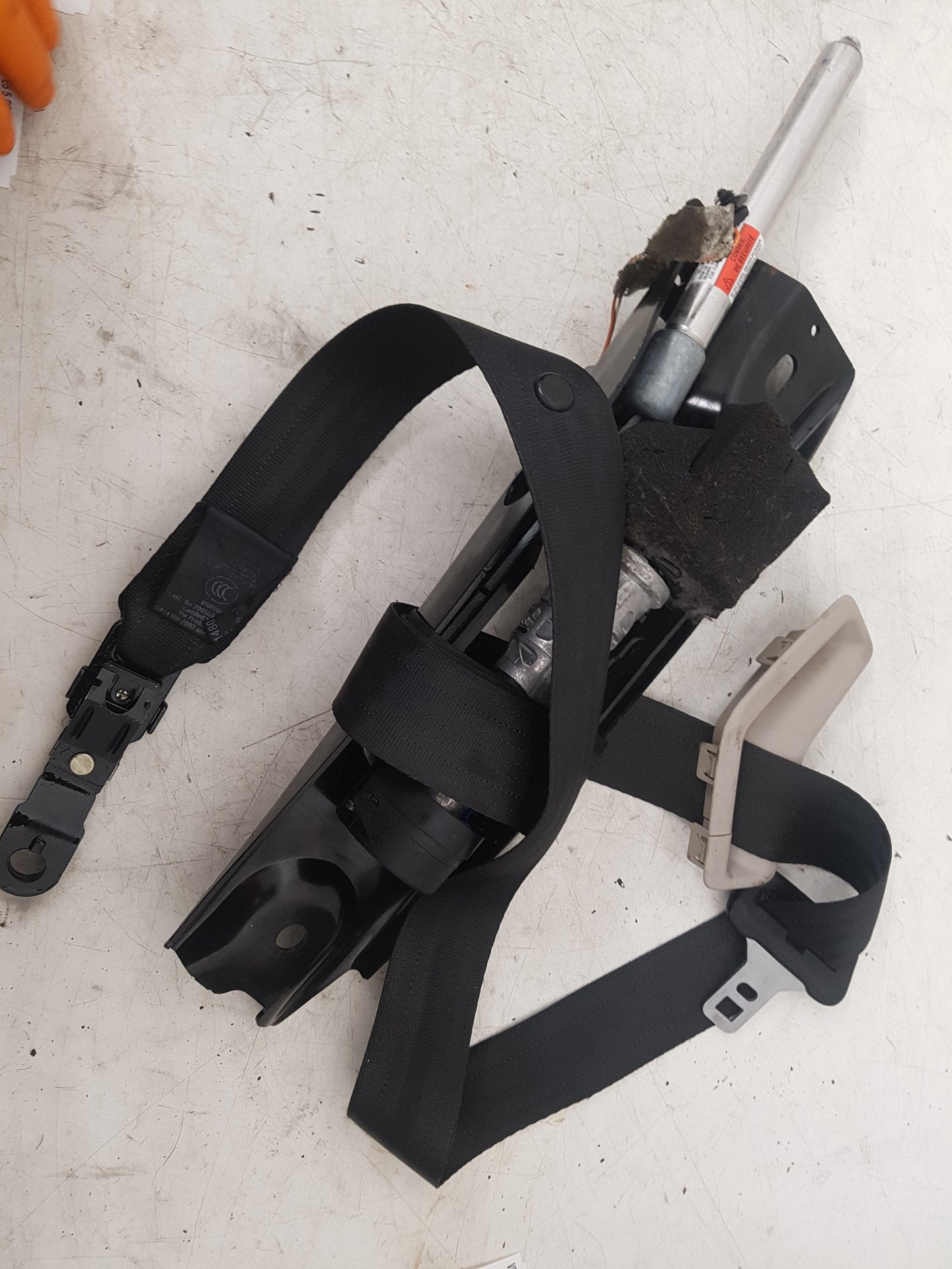2008 - 2016 Volvo XC70 III 136 Estate Right Front Seat Belt 39811480