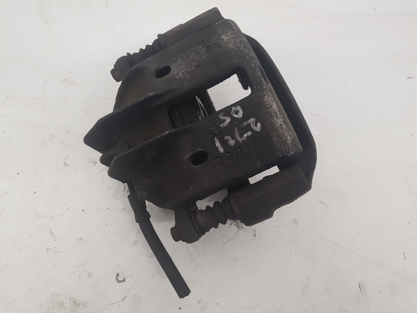 2000 - 2004 Volvo V40  Estate Right Front Caliper 8251695