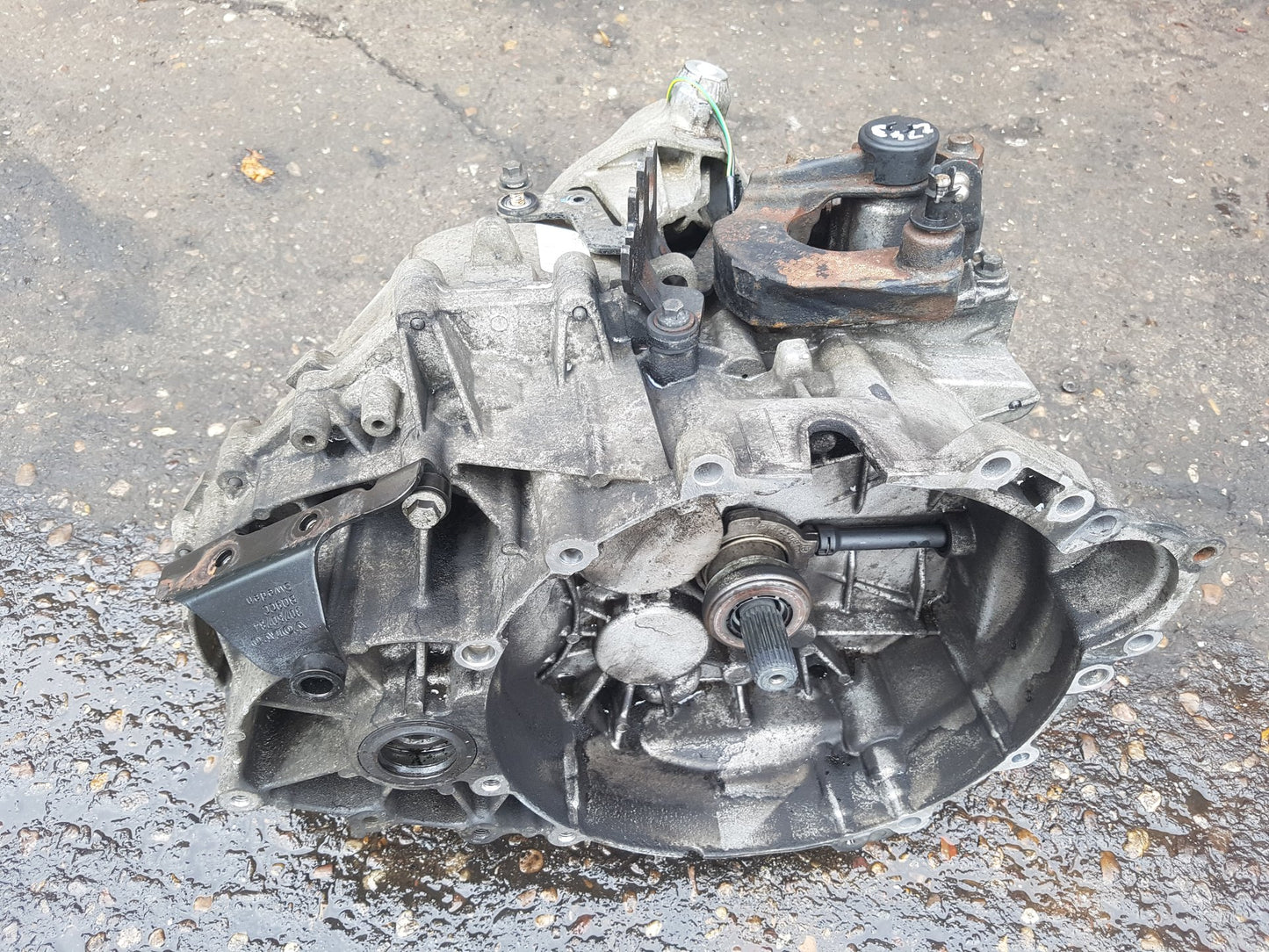 2006 - 2010 Volvo V50  Estate Manual Gearbox 9482377