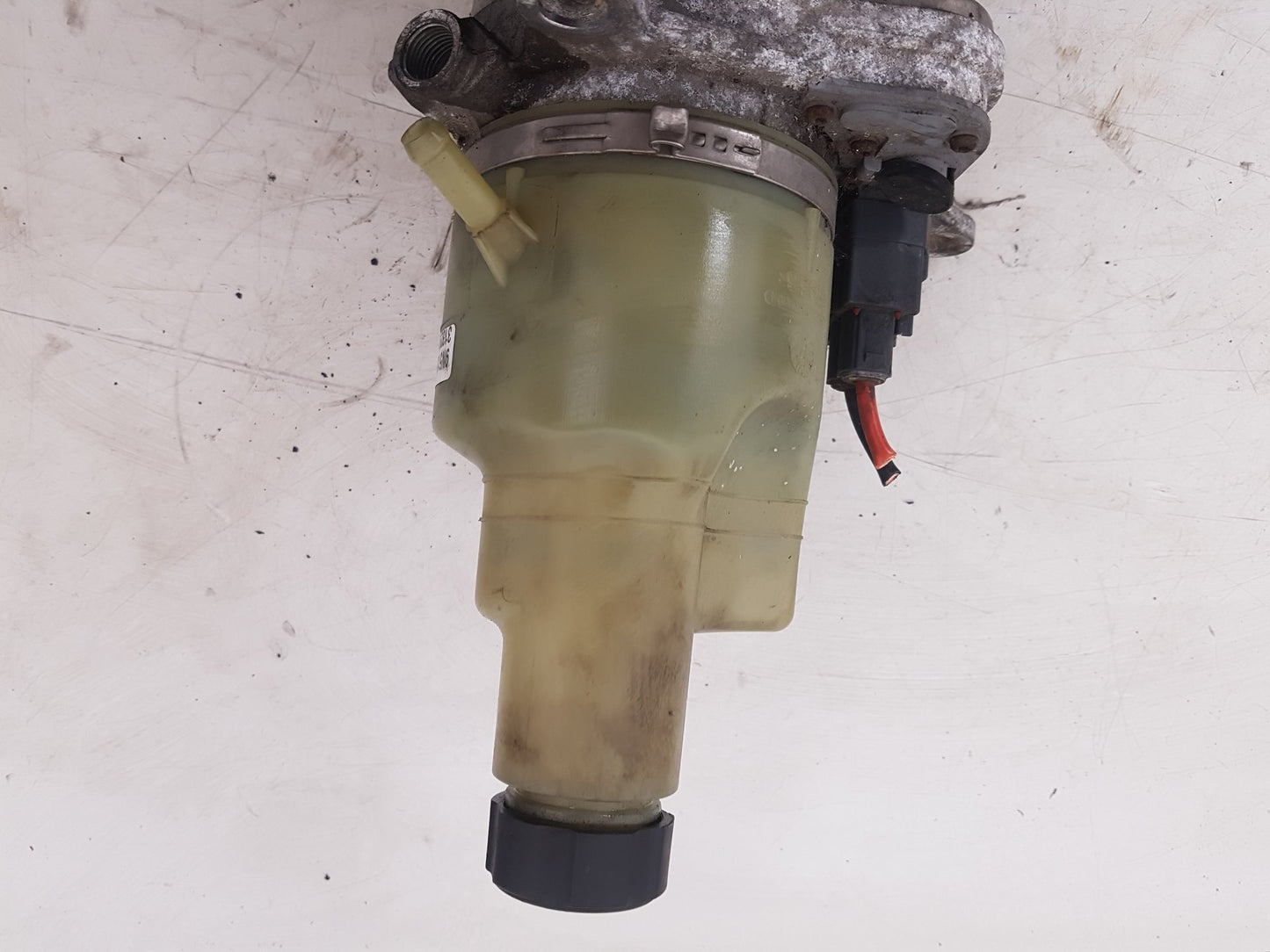 2005 - 2012 Volvo S40  Saloon Power Steering Pump 31329252